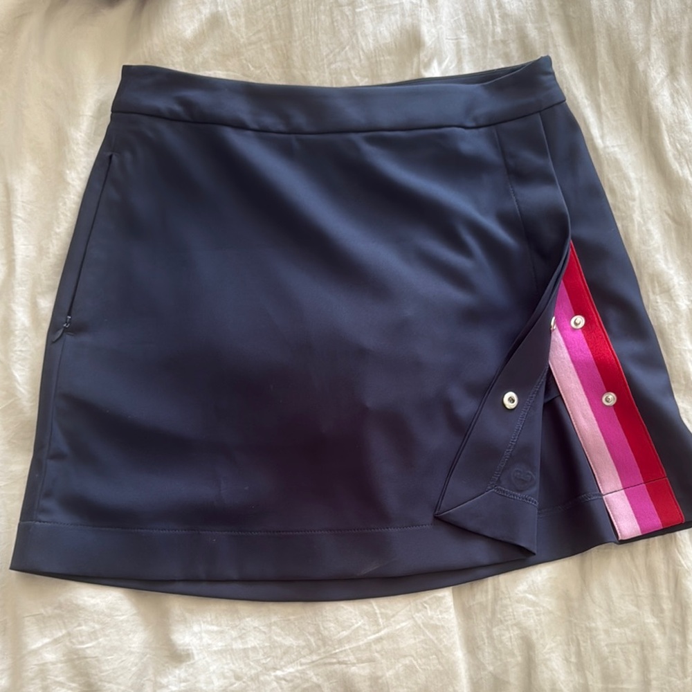 G/FORE SZ 6 Navy Golf Skirt with Pink Accents